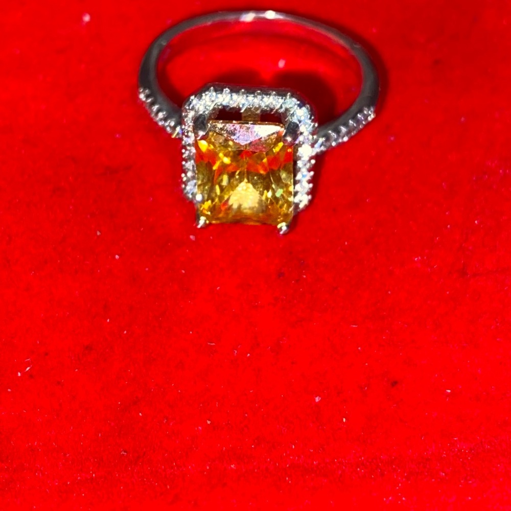 Elegant Yellow Gemstone Silver Ring